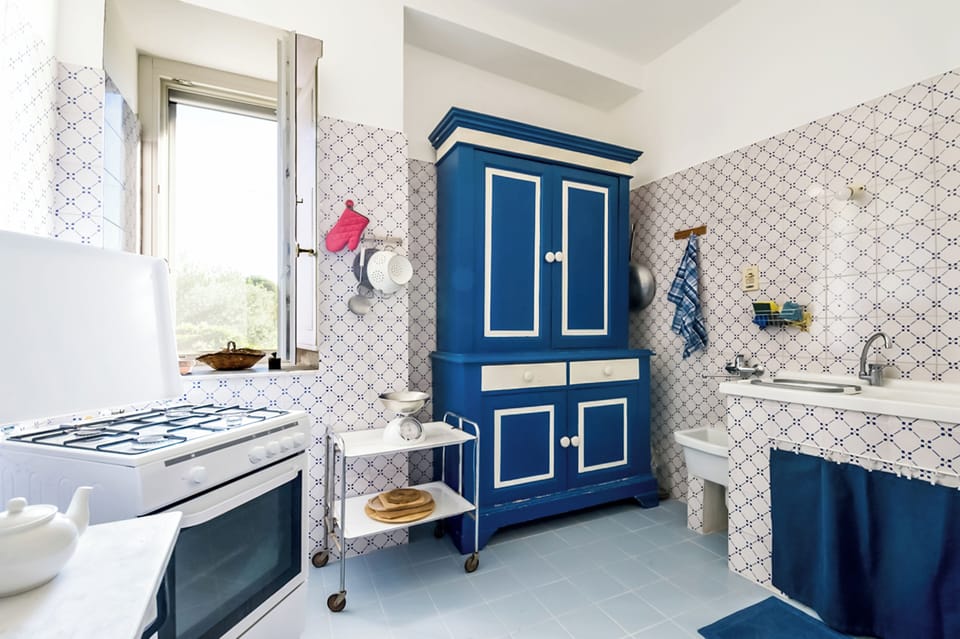 Condo, Balcony, Hill View | Private kitchen