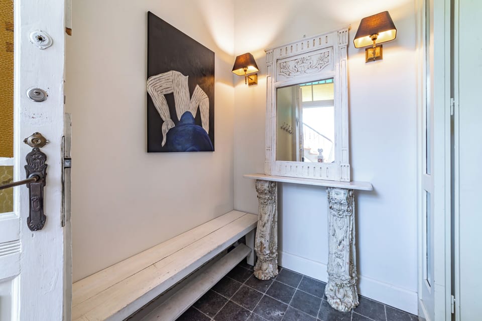 Superior Apartment, Patio, Garden View | Interior