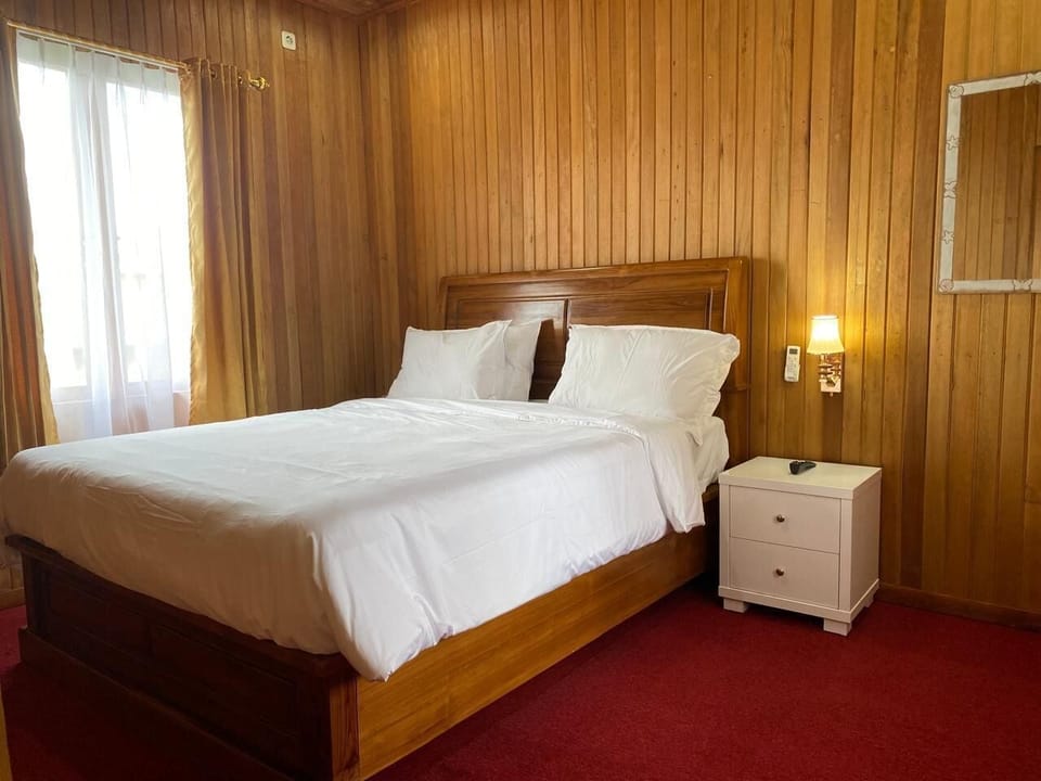 Executive Suite, Beach View | Bathroom | Slippers