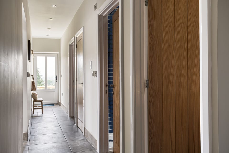 The Contemporary finishes create s sense of space