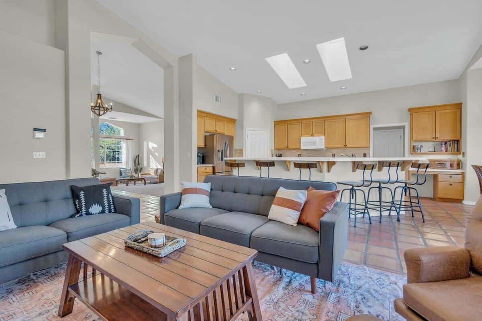 Open-concept living room and kitchen.