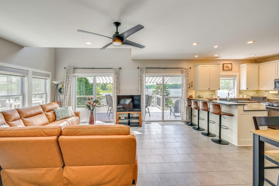 Living Room | 1st Floor