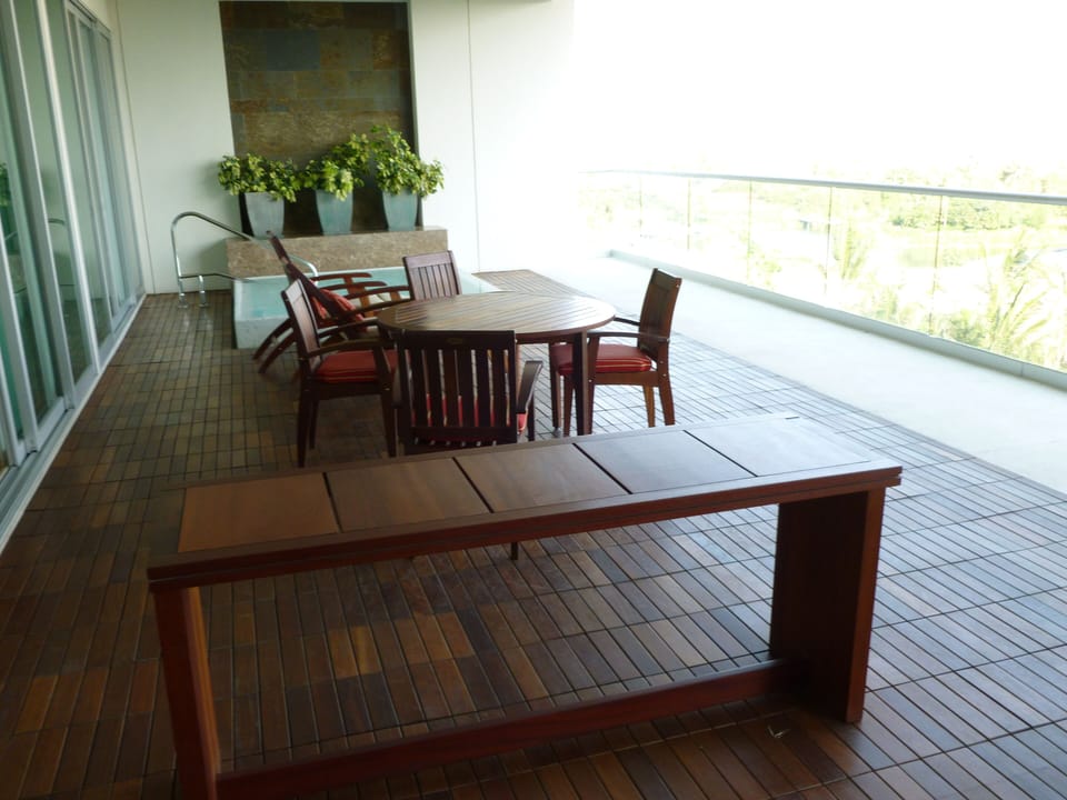 Deluxe Condo, Ocean View | Terrace/patio