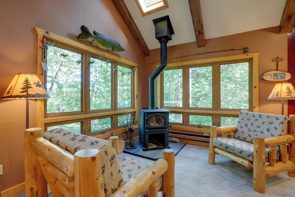 Living Room | Full Futon | 1st Floor