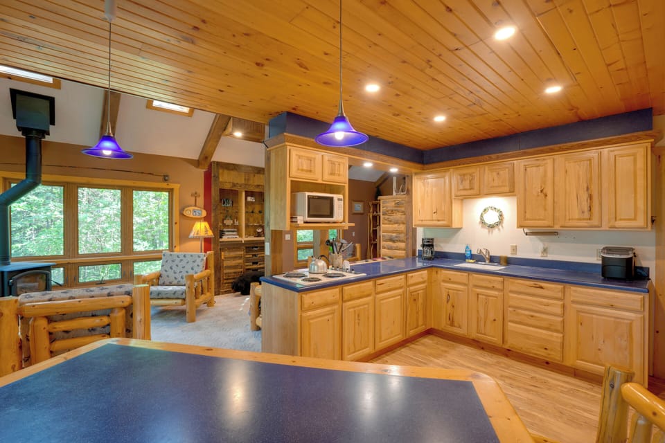 Kitchen & Dining Area | 1st Floor