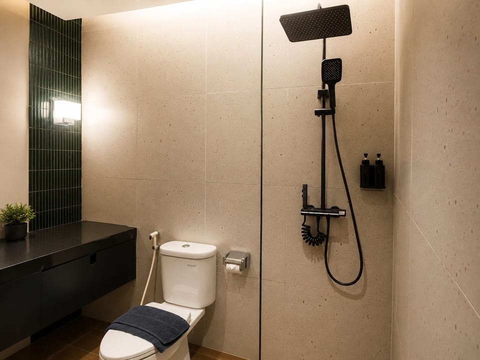 Shower, free toiletries, hair dryer (on request), towels