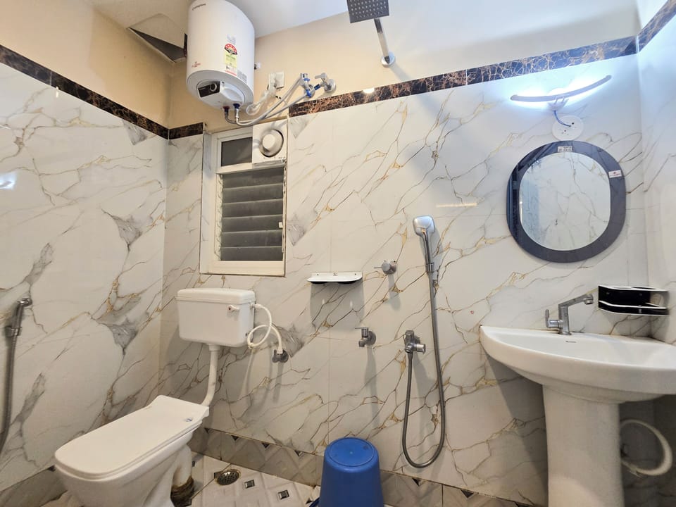 Quadruple Room 4 Bed | Bathroom