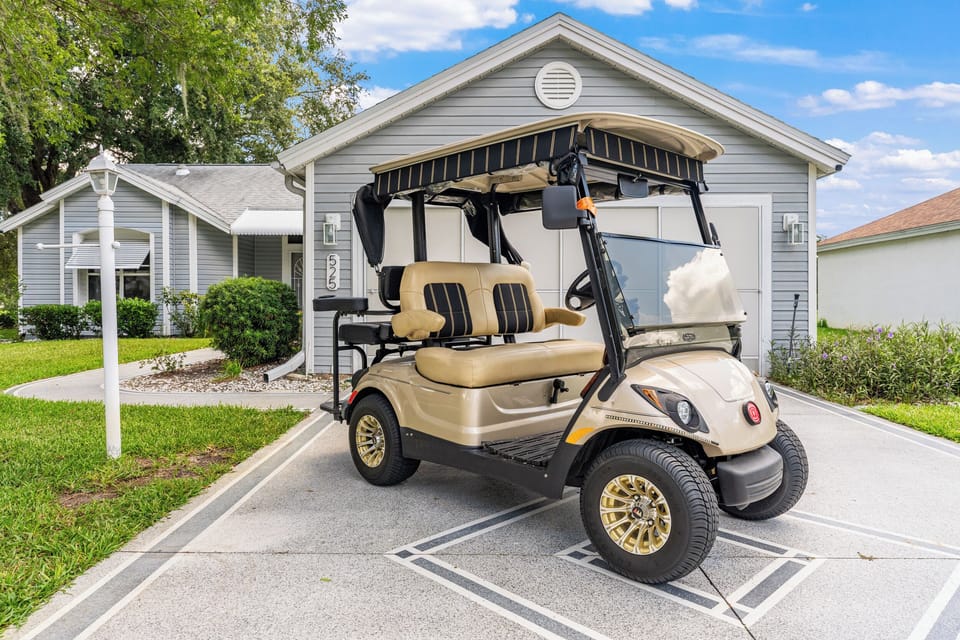 4-Seat Yamaha Gas GOLF CART