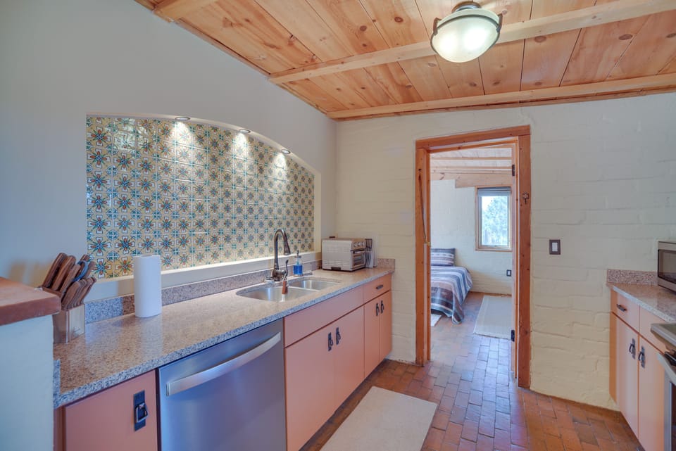 Cottage (2 Bedrooms) | Interior