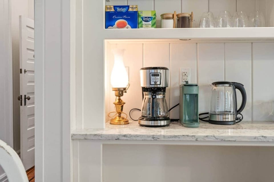 Start your mornings your way with both drip and Keurig coffee, a selection of teas, and all the little essentials that help you feel right at home.