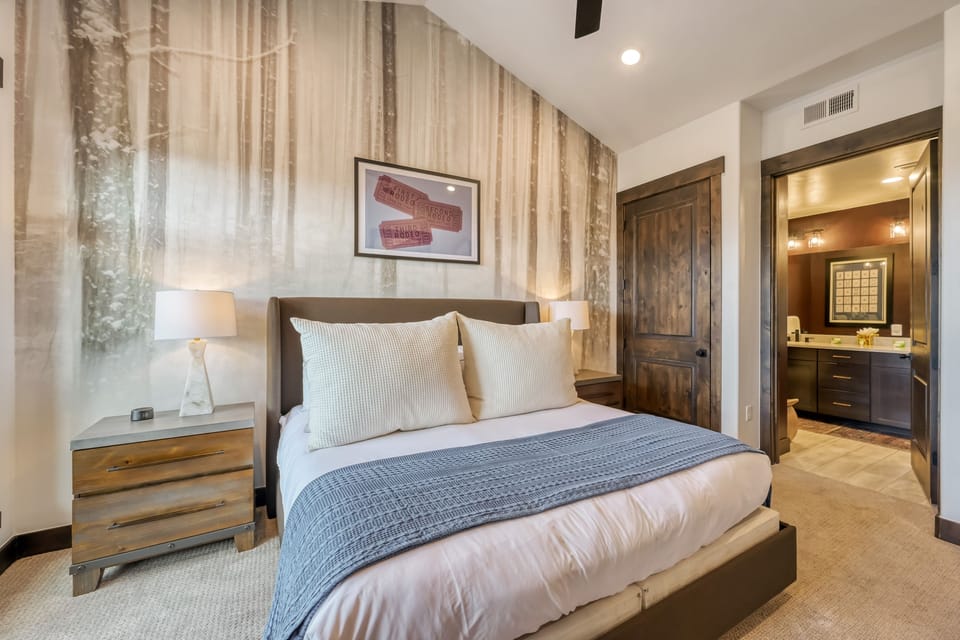 Condo, 2 Bedrooms | 2 bedrooms, iron/ironing board, WiFi (free)