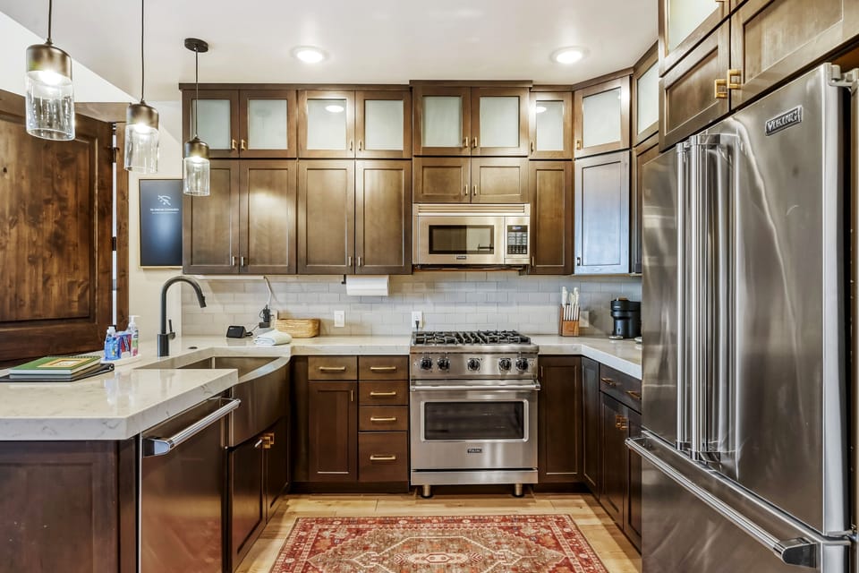 Condo, 2 Bedrooms | Private kitchen | Coffee/tea maker, fridge, oven, toaster