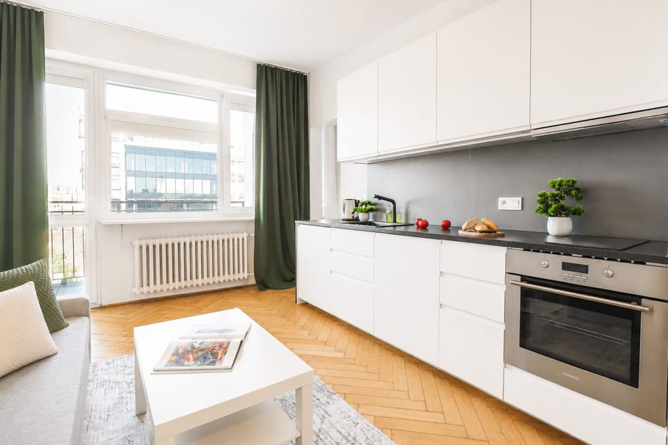 Deluxe Apartment, City View | Living area | Flat-screen TV, Netflix, streaming services