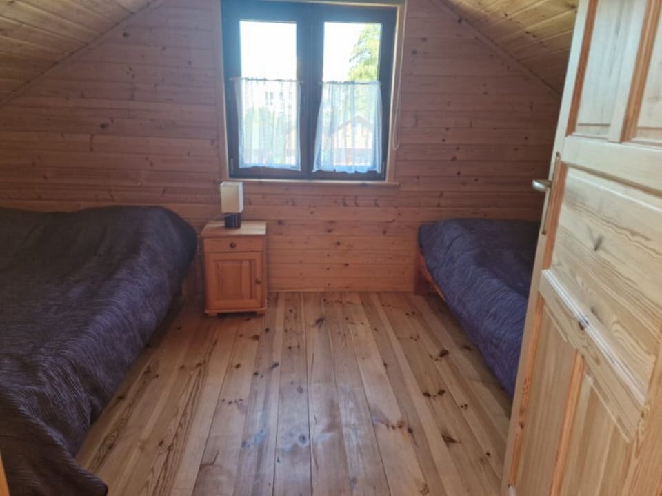 House | 2 bedrooms, individually furnished, bed sheets