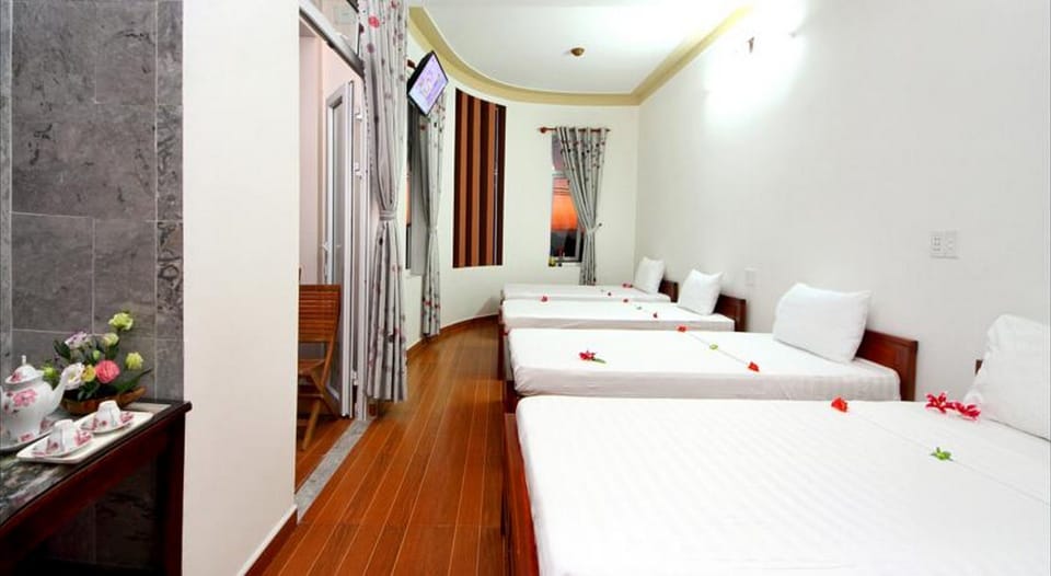 Quadruple Room | Minibar, soundproofing, free WiFi