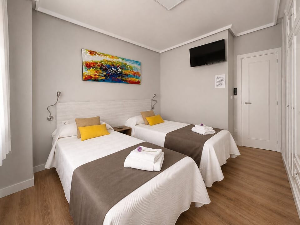 Muro 13. El Mirador del Espolon Bed and Breakfast in Logrono
