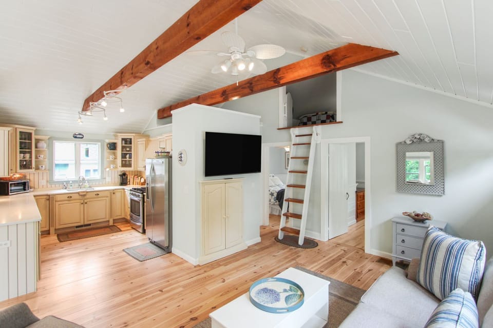 Living room to kitchen