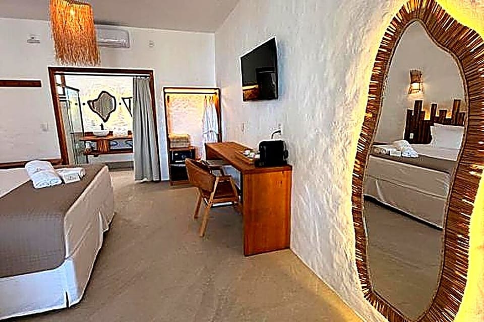 Desk, laptop workspace, WiFi (free)