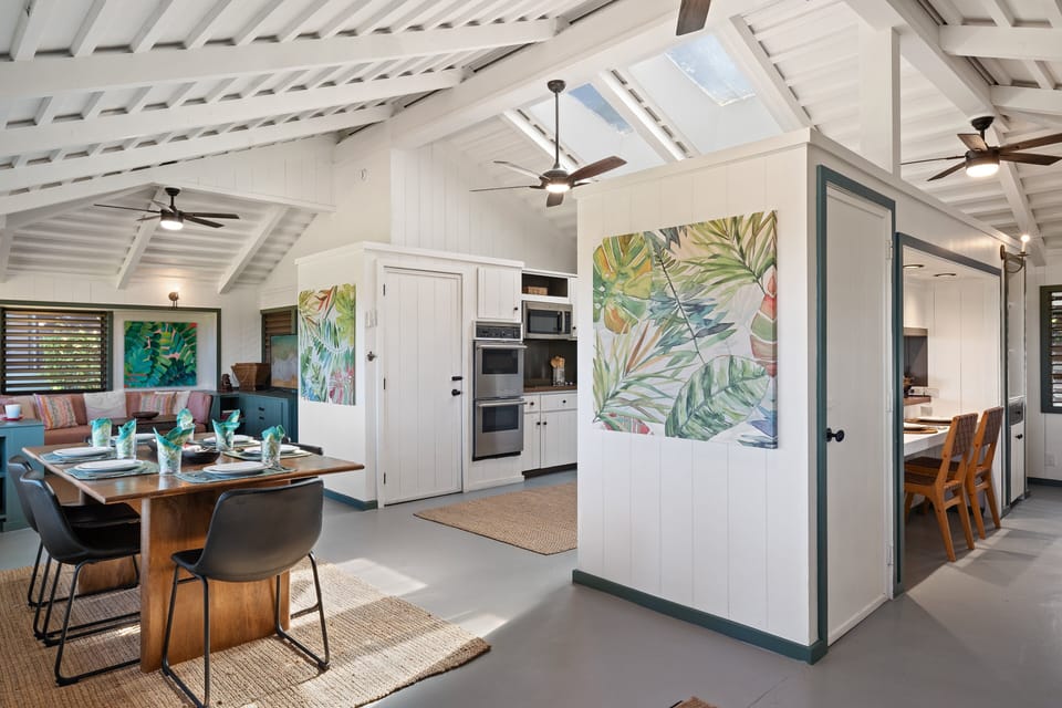 Open dining area adjacent to the fully equipped kitchen, creating the perfect space for shared meals and conversation.