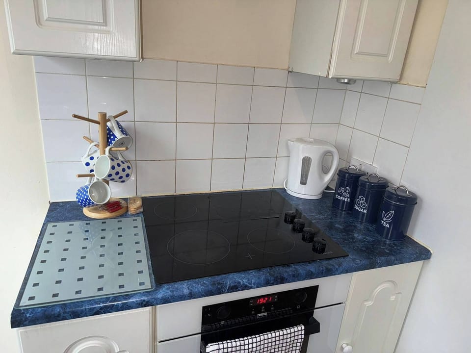 House, 2 Bedrooms, Fireplace | Interior