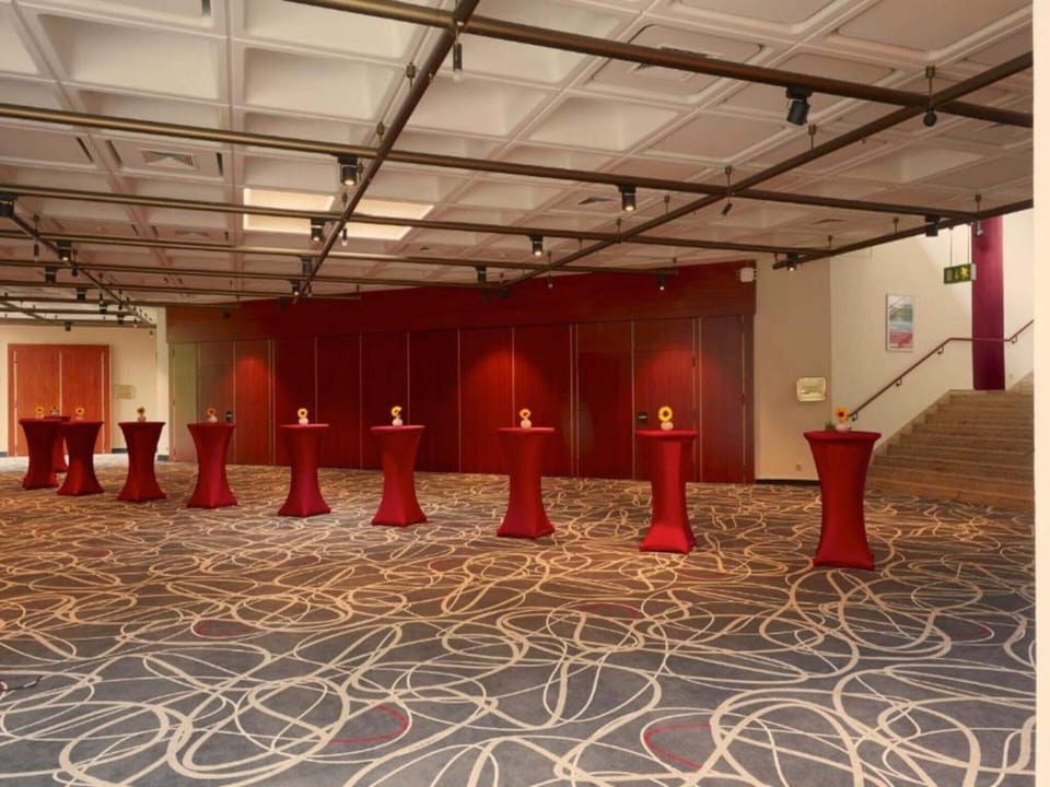 House | Banquet hall