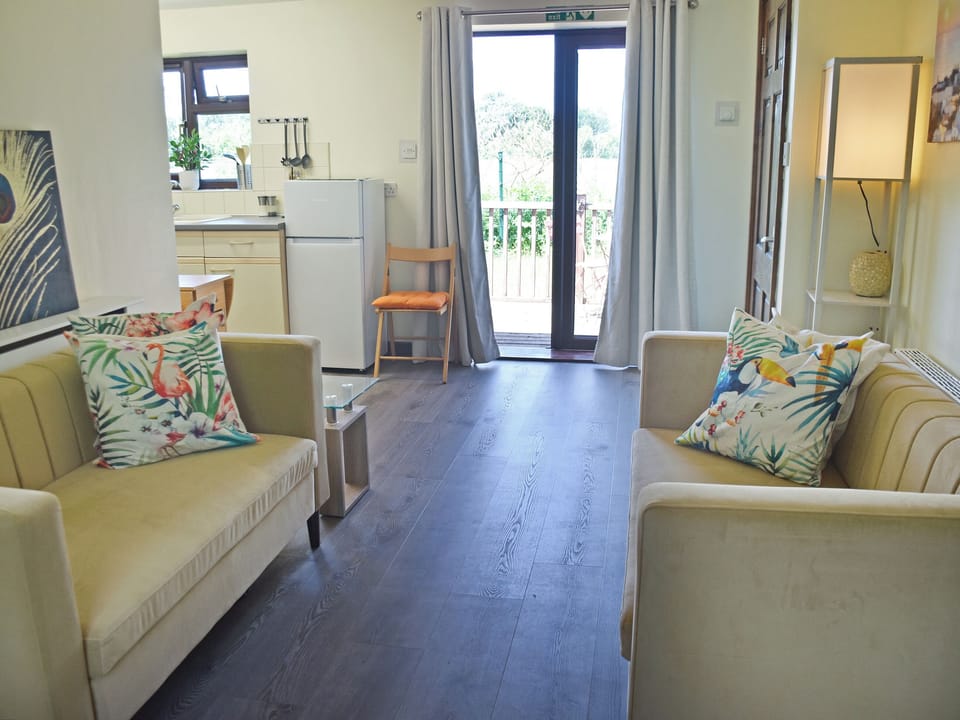 Open plan living space | Avocet - Thurnefield Holiday Homes, Repps-with-Bastwick