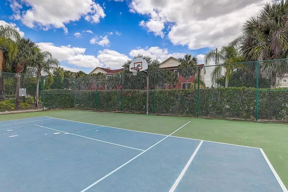 Sport court