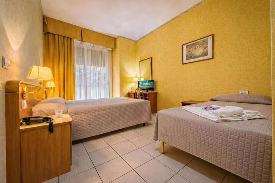 Triple Room, City View | Egyptian cotton sheets, premium bedding, minibar, in-room safe