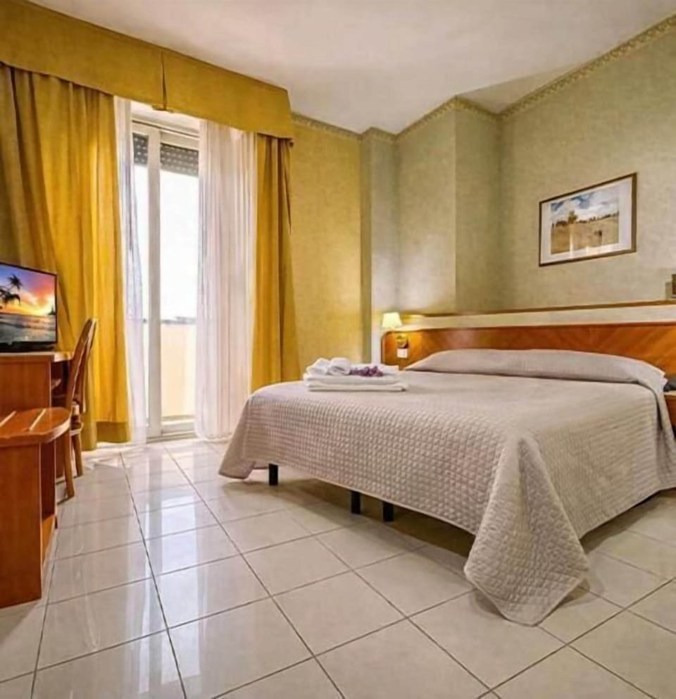 Double or Twin Room, Balcony | Egyptian cotton sheets, premium bedding, minibar, in-room safe