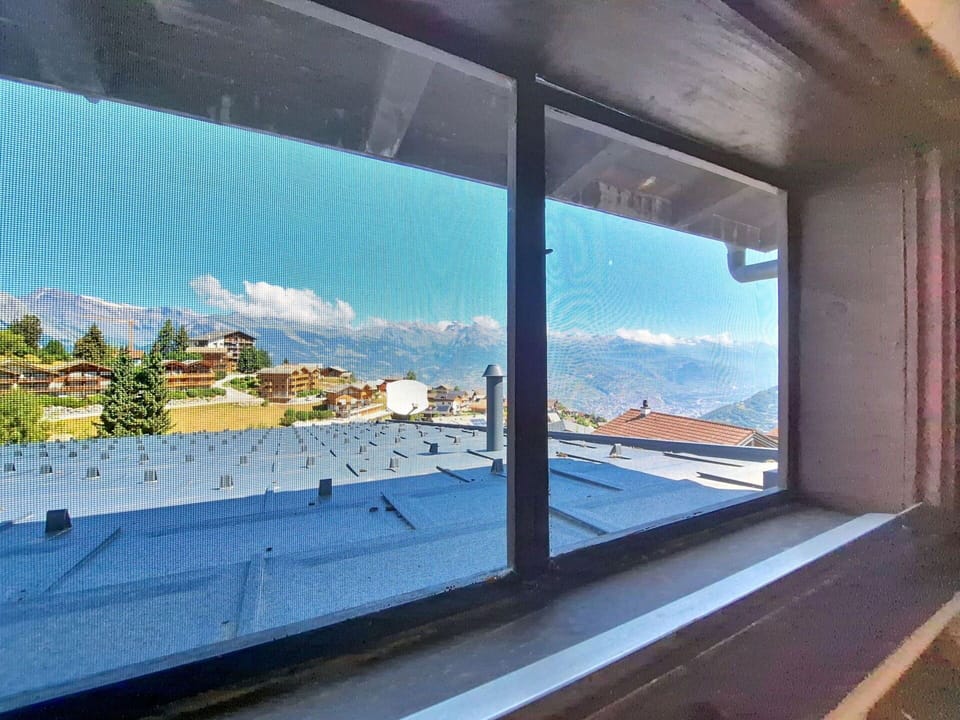 Mountain Range, Alps, Ridge, Daylighting, Glacial Landform, Balcony, Mountain Village, Massif