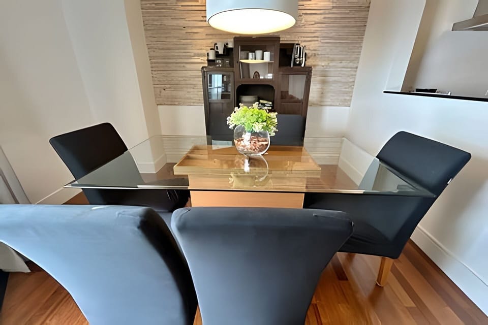 Apartment | Dining