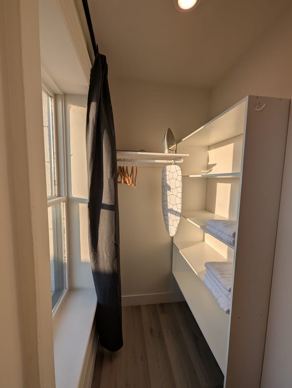 Walk-in Closet