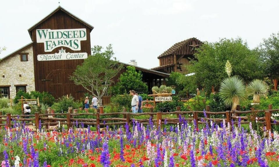 Wildseed Farms just 9 minutes away—flowers, charm, and scenic strolls