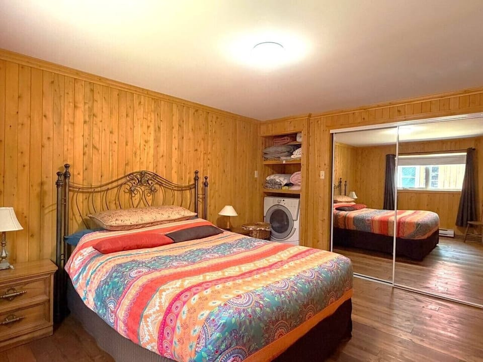 Bedroom + dryer