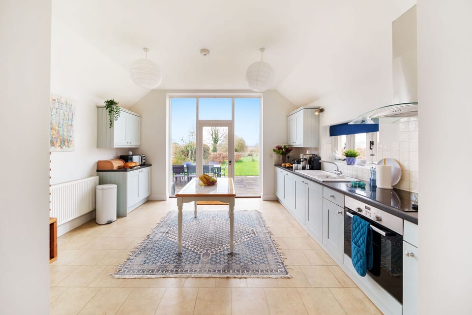 Byre House, Sutton Waldron: The kitchen has plenty of space for preparing tasty treats