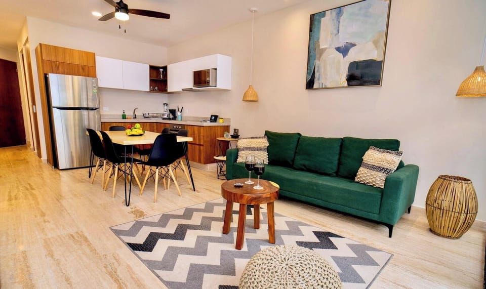 Basic Apartment | Living area
