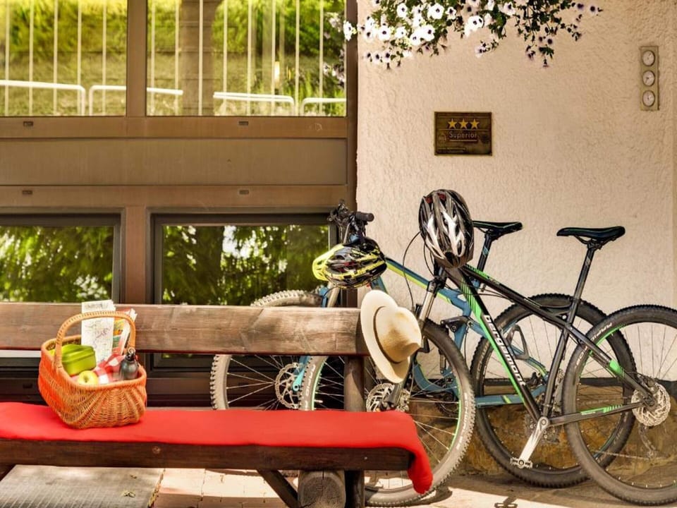 House | Miscellaneous
