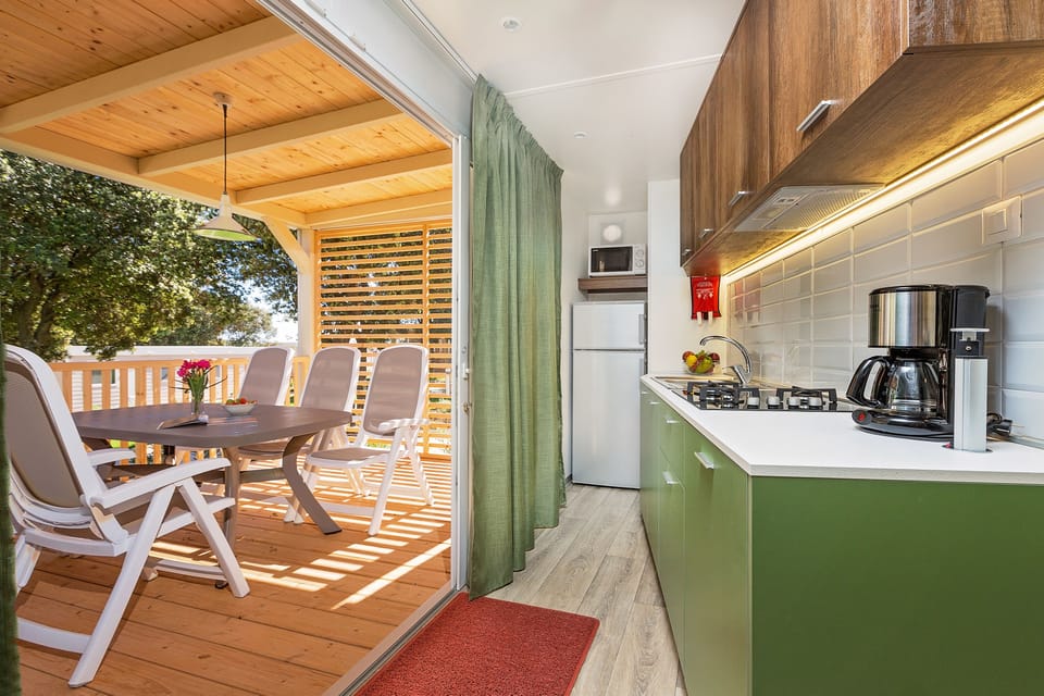 Family Mobile Home, 3 Bedrooms (Forest Escape) | Private kitchen | Full-size fridge, microwave, stovetop, coffee/tea maker