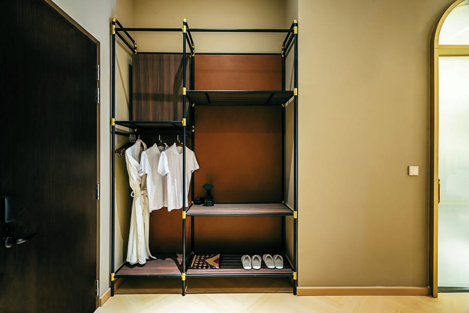 Signature Double Room, Non Smoking, City View | Minibar, in-room safe, WiFi (free), bed sheets