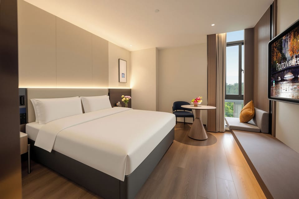 Superior Single Room, Garden View | Desk, laptop workspace, blackout drapes, soundproofing