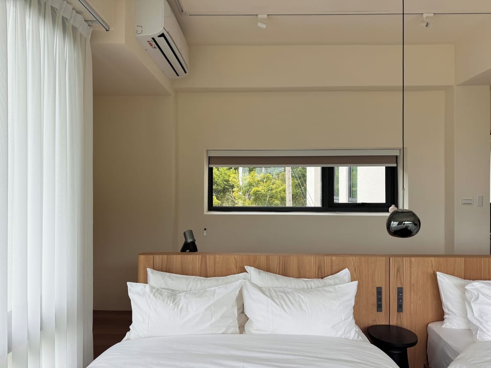 Comfort House, Partial Lake View | Desk, laptop workspace, WiFi (free)