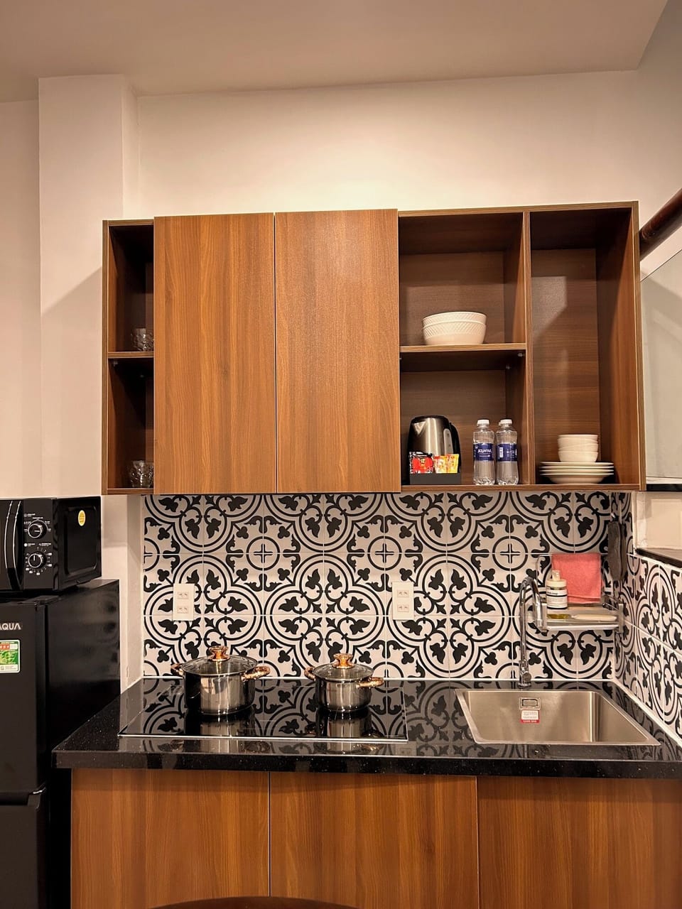 Superior House, Balcony | Private kitchen