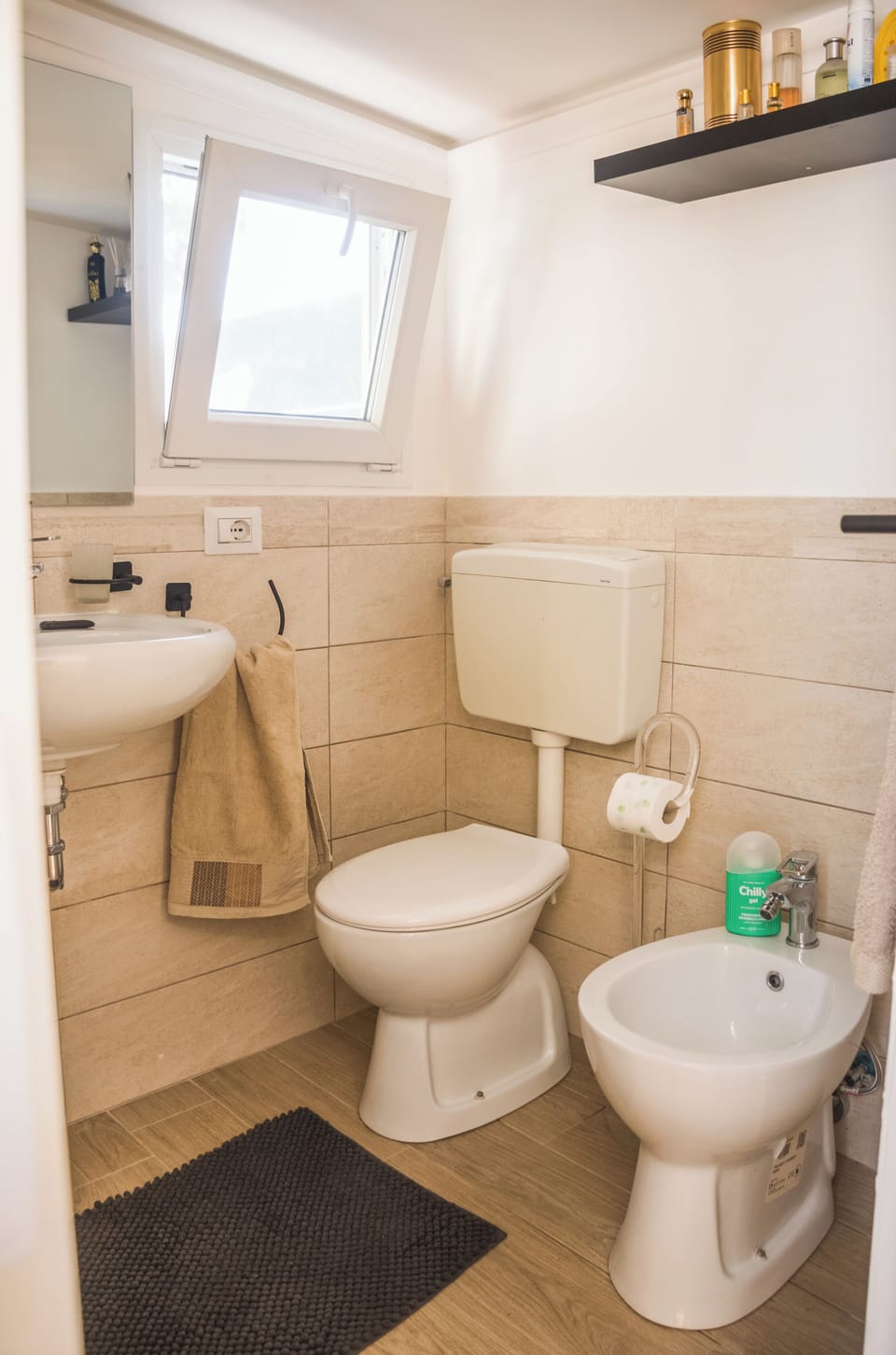 Room, Patio | Bathroom