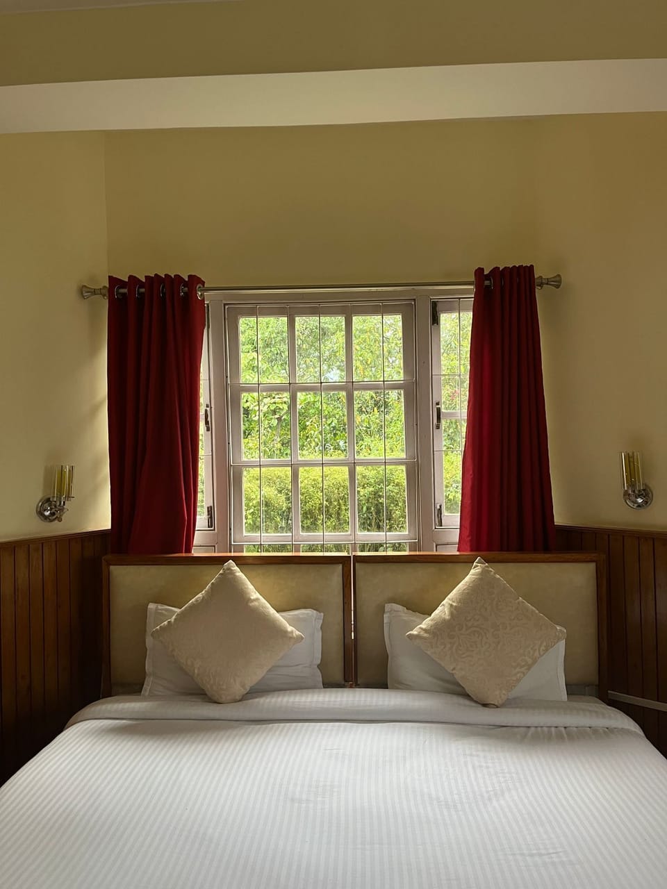 Garden View Without Balcony Room | WiFi (free), bed sheets
