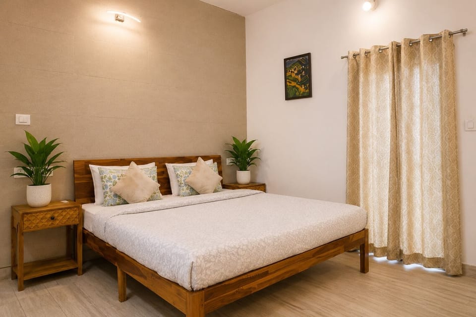 Double Room | WiFi (free), bed sheets