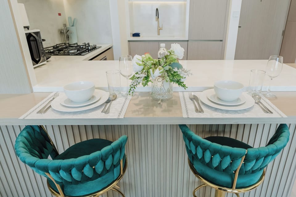 Luxury Apartment, 1 King Bed, Private Pool, City View | Private kitchen | Full-size fridge, microwave, oven, stovetop