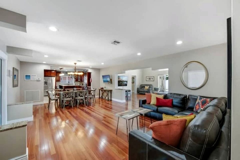Spacious Coastal Vacation Home with Private Pool Near the Beach in Lauderdale-by-the-Sea, Florida House in Lauderdale-by-the-Sea