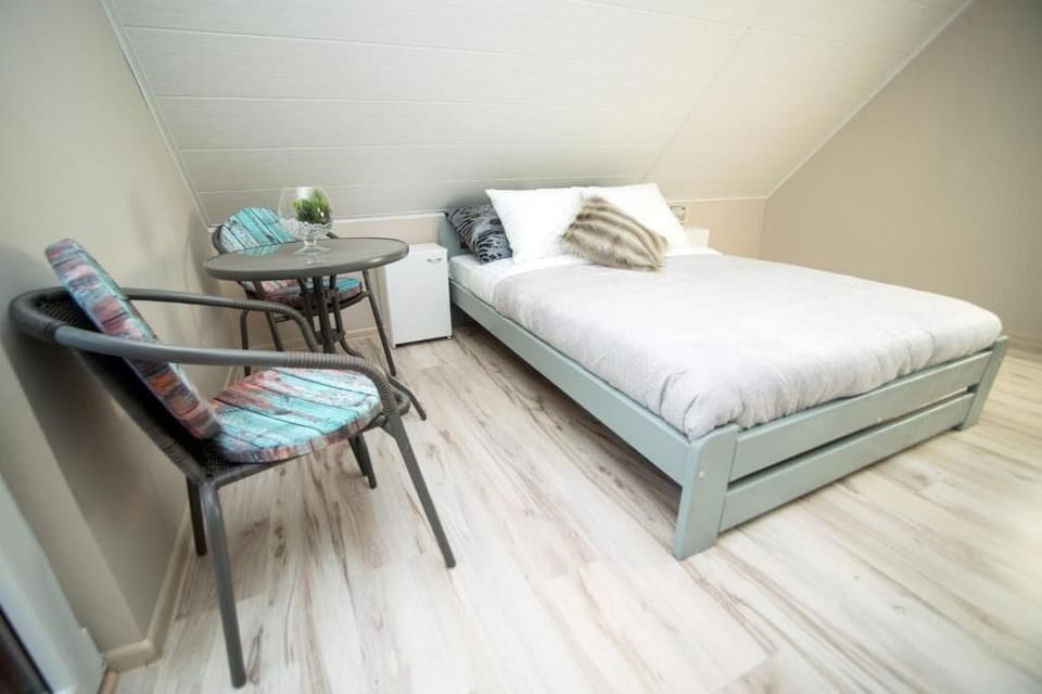 House, Balcony, Garden View | WiFi (free)