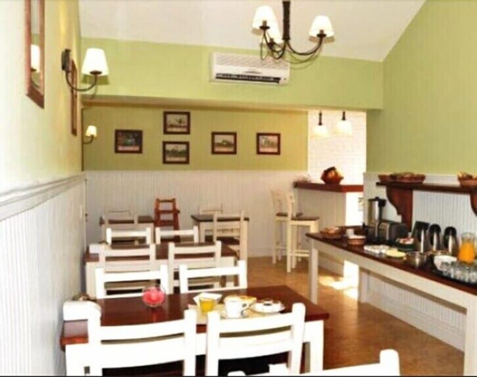 Free daily full breakfast