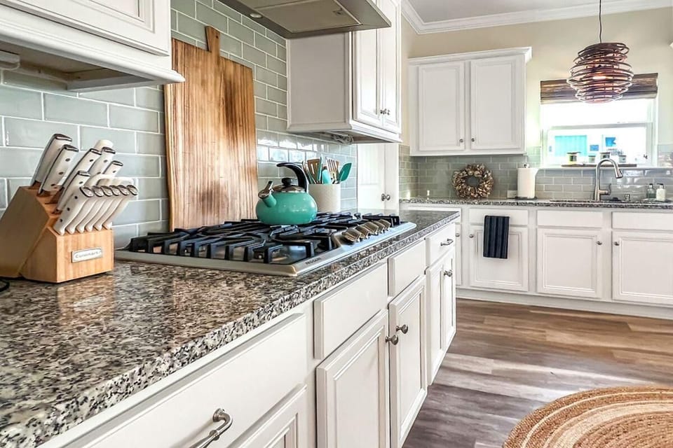 House, Multiple Beds (Arlanymor) | Private kitchen